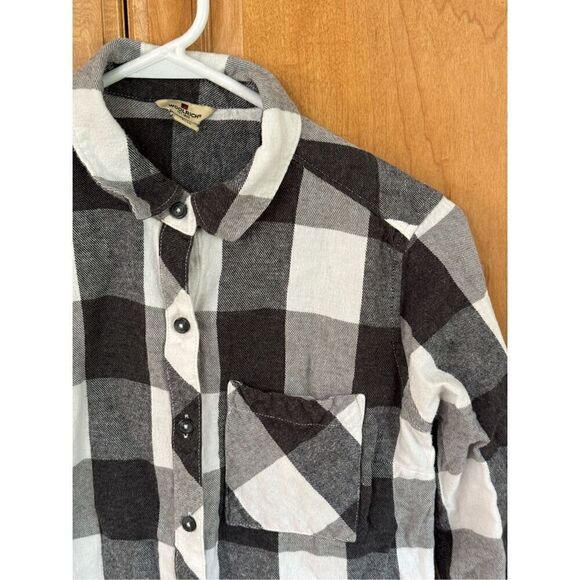 Woolrich Women’s Black and White Plaid Flannel Button Down Shirt Sz S - Picture 2 of 5